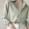 Blusa de seda Sage de corte justo Blusa de seda Sage de corte justo
