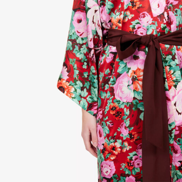 Kimono de seda con estampado rosa