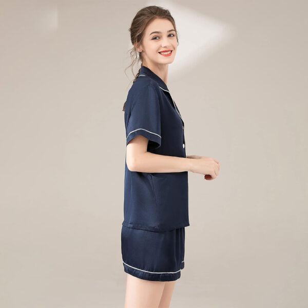 Seiden-Pyjama-Set Kontrastbesatz Navy