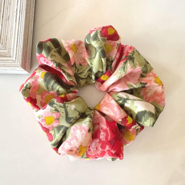 Silk Scrunchie Gift Box Floral