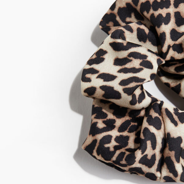 Silk Scrunchie Ruffled Leopard