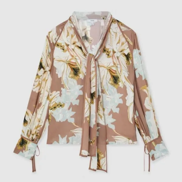 Camicia in seta dal taglio rilassato e floreale