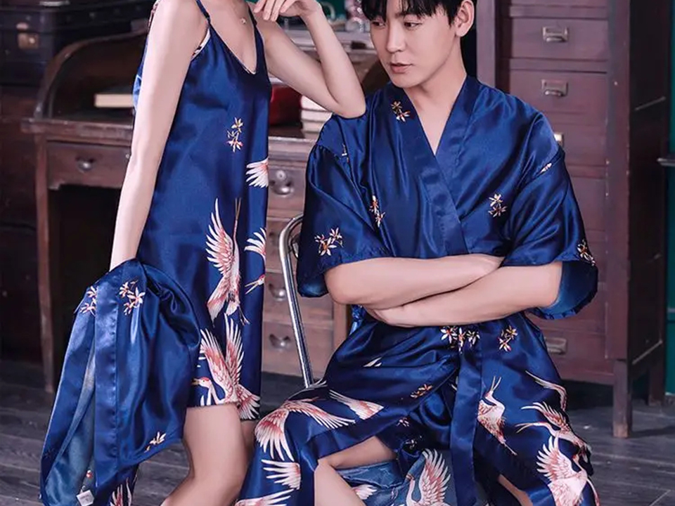 Pyjama en soie à la mode sur mesure